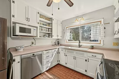 1402 Damon Court SE, Rochester, MN 55904 - Photo 7