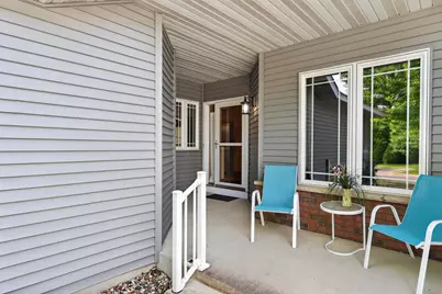 2703 Village Drive, Faribault, MN 55021 - Photo 5