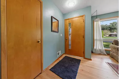 1910 Linn Drive, Owatonna, MN 55060 - Photo 17