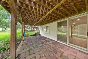 1910 Linn Dr, Owatonna, MN 55060 - Photo 11