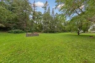 1910 Linn Dr, Owatonna, MN 55060 - Photo 13