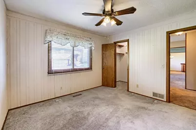 3743 Goodwin Avenue N, Oakdale, MN 55128 - Photo 23