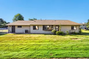 3743 Goodwin Ave N, Oakdale, MN 55128 - Photo 5