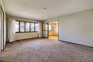3743 Goodwin Ave N, Oakdale, MN 55128 - Photo 7