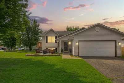 729 Heritage Lane, Belle Plaine, MN 56011 - Photo 1