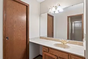 15695 Sussex Dr, Minnetonka, MN 55345 - Photo 13