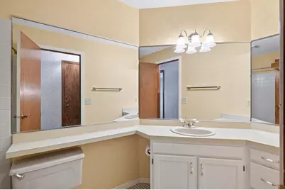 15695 Sussex Drive, Minnetonka, MN 55345 - Photo 15
