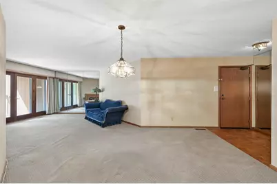 15695 Sussex Drive, Minnetonka, MN 55345 - Photo 5