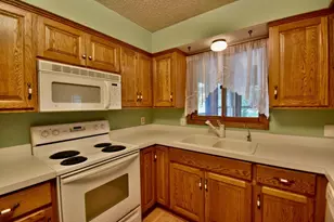 801 Maywood Dr, Saint Cloud, MN 56303 - Photo 3