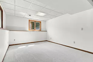 8106 Vincent Ave N, Brooklyn Park, MN 55444 - Photo 31
