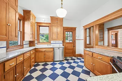 2425 Bryant Avenue S, Minneapolis, MN 55405 - Photo 19