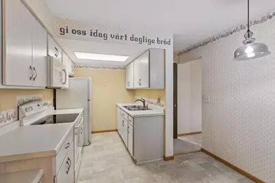 2630 Alabama Avenue S, Saint Louis Park, MN 55416 - Photo 9