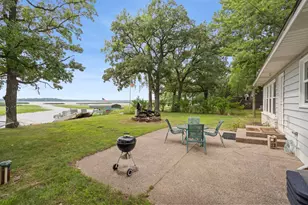 1095 Belview Rd, South Haven, MN 55382 - Photo 13