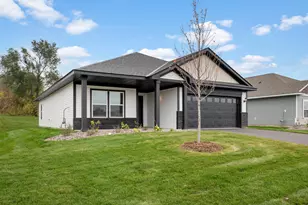 919 Sycamore Pl N, Cambridge, MN 55008 - Photo 3