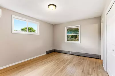 1866 Shryer Avenue W, Roseville, MN 55113 - Photo 17
