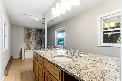 1866 Shryer Avenue W, Roseville, MN 55113 - Photo 19