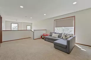 2321 Woodcrest Dr, Woodbury, MN 55129 - Photo 13