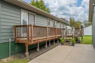 525 Harper St, Mankato, MN 56001 - Photo 27