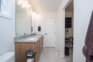4871 Hampton Cir S, Moorhead, MN 56560 - Photo 23