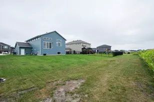 4871 Hampton Cir S, Moorhead, MN 56560 - Photo 35