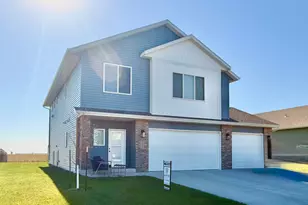 4871 Hampton Cir S, Moorhead, MN 56560 - Photo 1