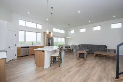 4871 Hampton Circle S, Moorhead, MN 56560 - Photo 5