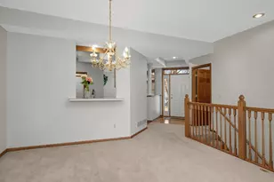 16270 Crystal Hills Dr, Lakeville, MN 55044 - Photo 11