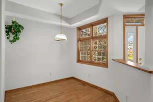 16270 Crystal Hills Dr, Lakeville, MN 55044 - Photo 9