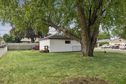 157 Poplar Street W, South Saint Paul, MN 55075 - Photo 39