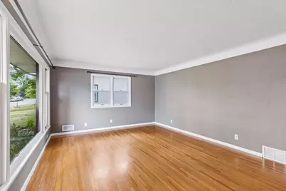157 Poplar Street W, South Saint Paul, MN 55075 - Photo 7