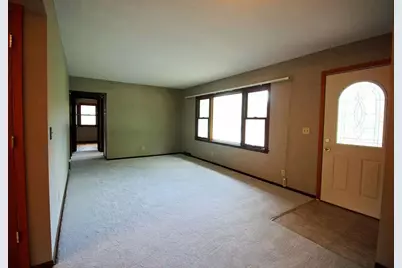 7925 Penn Avenue N, Brooklyn Park, MN 55444 - Photo 17