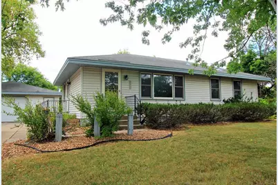 7925 Penn Avenue N, Brooklyn Park, MN 55444 - Photo 33