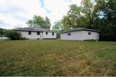 7925 Penn Avenue N, Brooklyn Park, MN 55444 - Photo 37