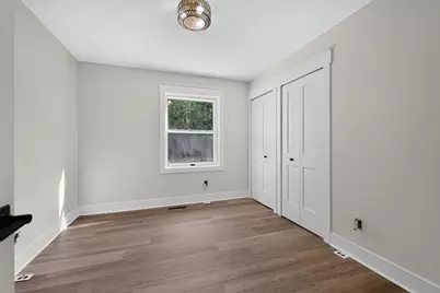 10489 Barnes Way, Inver Grove Heights, MN 55077 - Photo 13