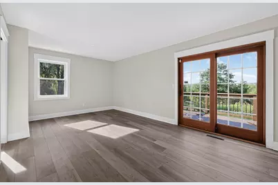 10489 Barnes Way, Inver Grove Heights, MN 55077 - Photo 15