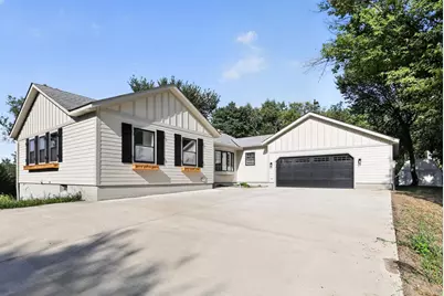 10489 Barnes Way, Inver Grove Heights, MN 55077 - Photo 1