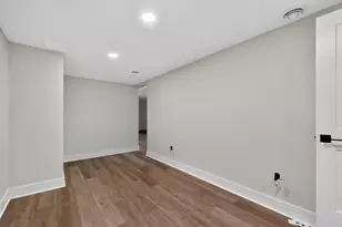 10489 Barnes Way, Inver Grove Heights, MN 55077 - Photo 11