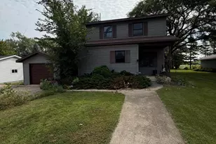 525 1st St, Dawson, MN 56232 - Photo 3