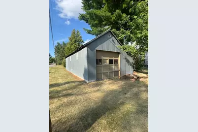 421 Geary Avenue NE, Bagley, MN 56621 - Photo 5