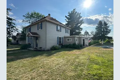 421 Geary Avenue NE, Bagley, MN 56621 - Photo 1