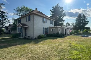 421 Geary Ave NE, Bagley, MN 56621 - Photo 1