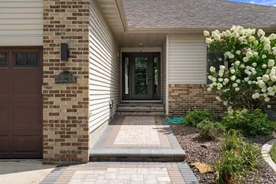 659 Crestview Lane, Owatonna, MN 55060 - Photo 3