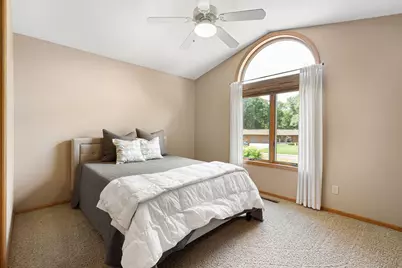 659 Crestview Lane, Owatonna, MN 55060 - Photo 23
