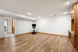 659 Crestview Ln, Owatonna, MN 55060 - Photo 35