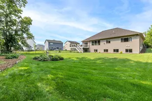 1749 Charleston Ln, Waconia, MN 55387 - Photo 33