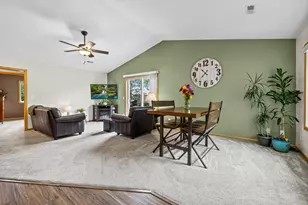 53 Meadowlark Ln, Hudson, WI 54016 - Photo 7