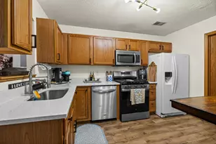9220 Merrimac Ln N, Maple Grove, MN 55311 - Photo 13