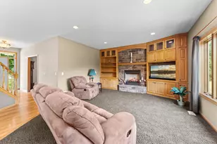 40617 Lowden Ave, North Branch, MN 55056 - Photo 45