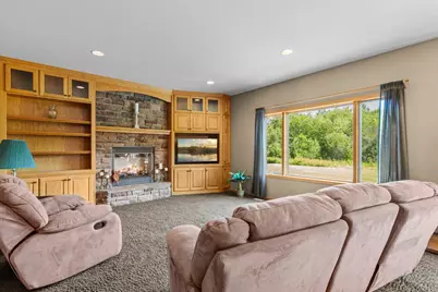 40617 Lowden Avenue, North Branch, MN 55056 - Photo 3