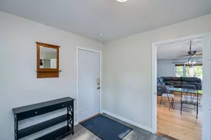 914 N 5th St, Saint Peter, MN 56082 - Photo 9